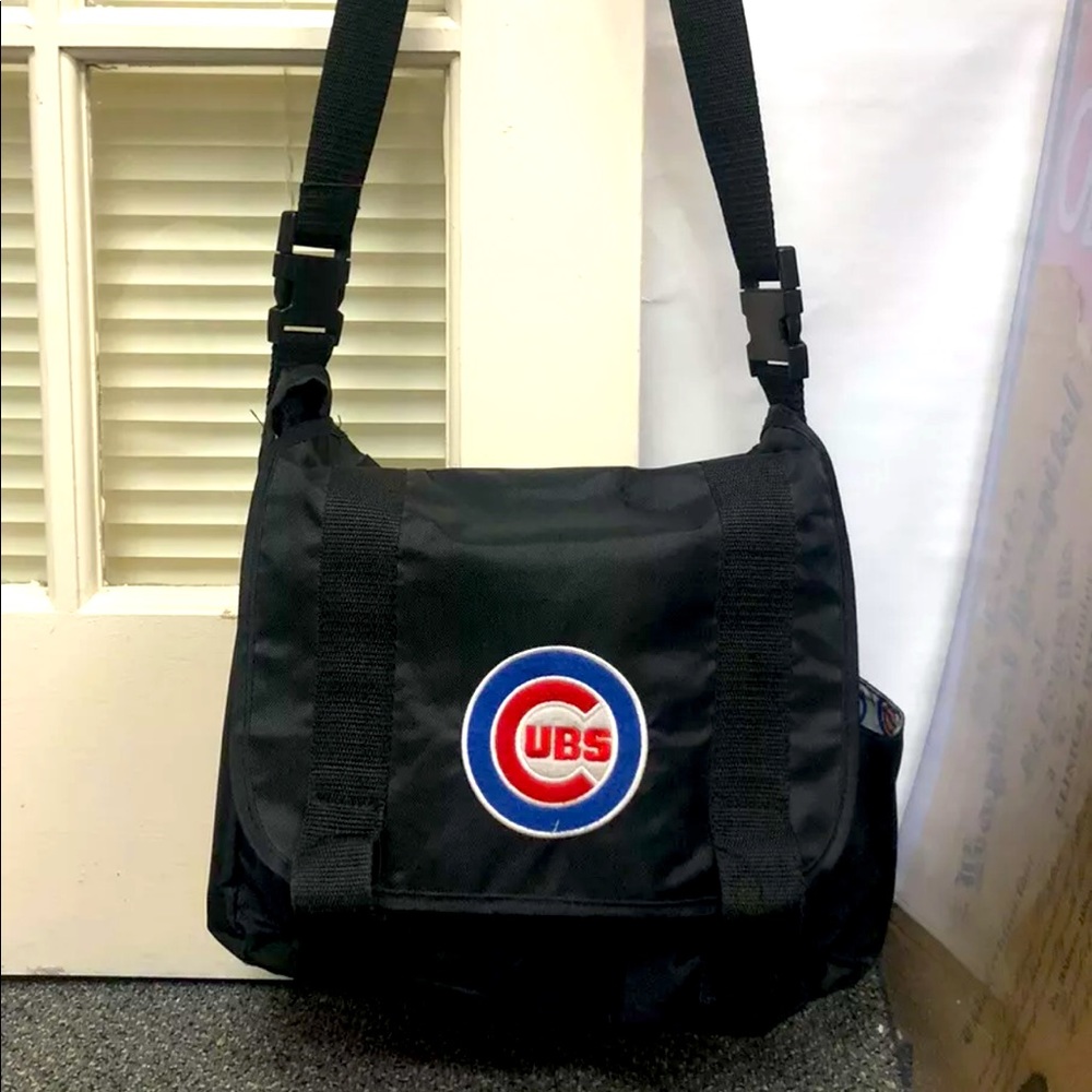 COPY - COPY - *NWOT* Chicago Cubs Diaper Bag w/ Changing Mat Official MLB Merch!